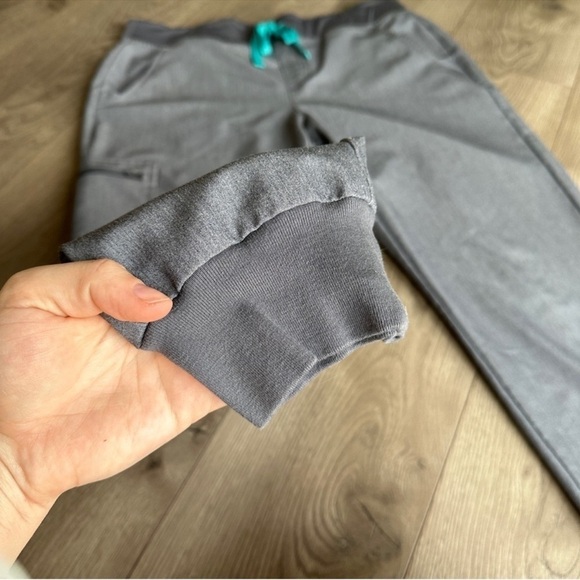 NWOT FIGS Womens Gray Zamora High Waisted Jogger Scrub Pants size L - Picture 6 of 13